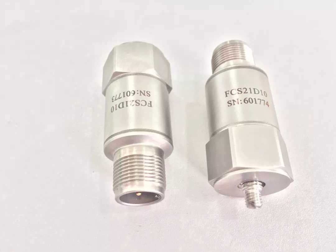 加速度传感器测量原理以及电压输出型特征